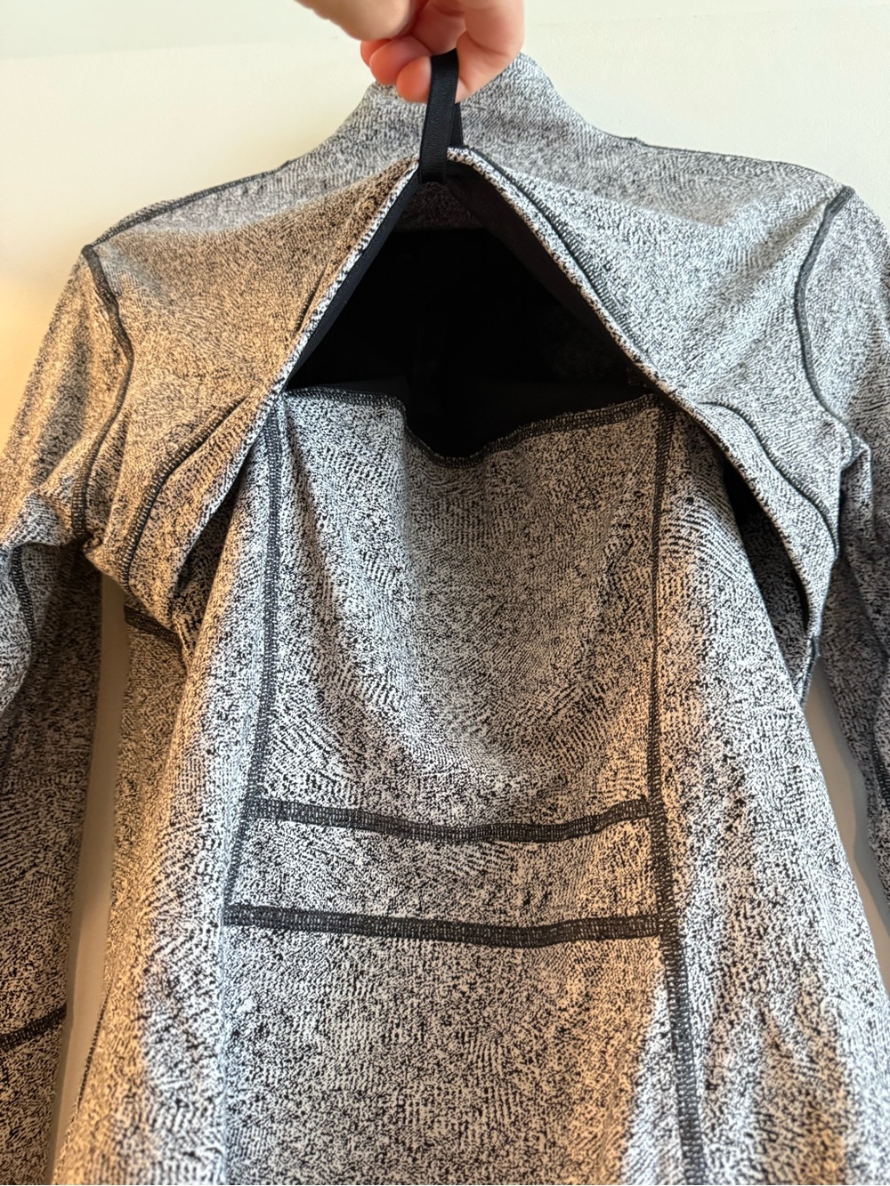 lululemon athletica Define Gray Full-Zip Jacket with Dark Trim - Picture 4 of 6